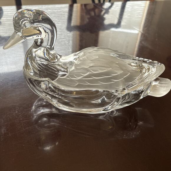 Beautiful Crystal Duck Shape Trinket Dish w/ Lid, Clear and Frosted 10" x 6" - Picture 1 of 8